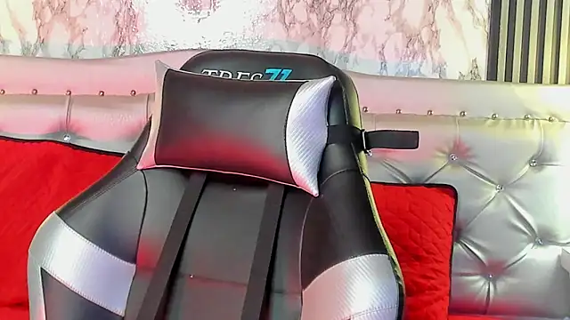 MaraBlake  online show from October 2025 09:48:02 PM