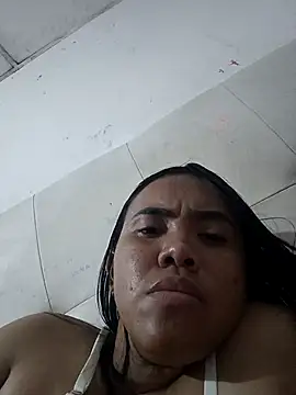 nicayujo online show from October 2025 02:07:01 PM