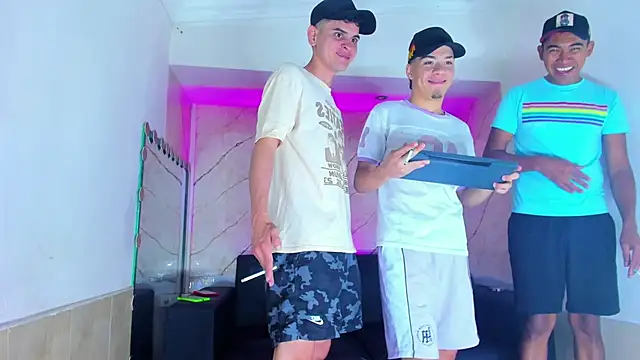 liam coleman25 online show from November 2025 04:49:02 AM