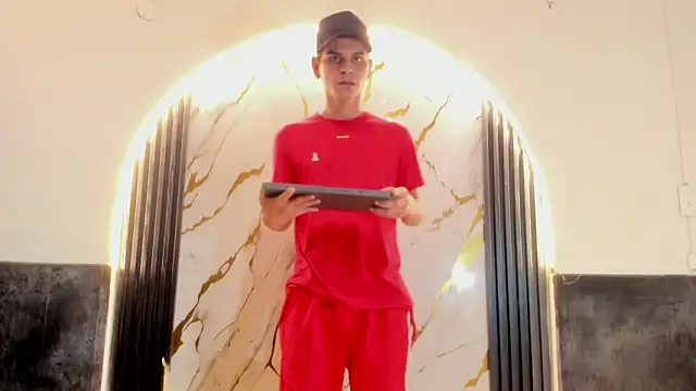 Snapshot of liam_coleman25 chatting on February 2026 04:21:01 AM liam coleman25 online show from February 2026 04:21:01 AM