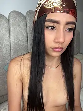 ISABELFORYOU1 online show from February 2026 12:43:01 AM