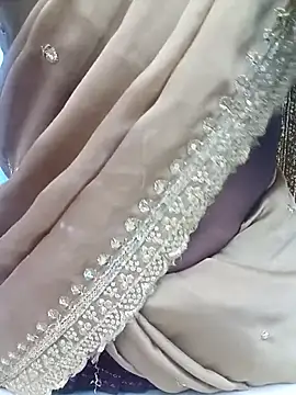 Oviya145 online show from September 2025 10:05:02 PM