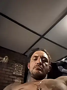 Snapshot of Grockham chatting on October 2025 11:16:02 PM Grockham online show from October 2025 11:16:02 PM