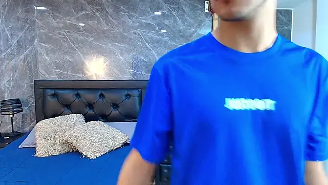 Axel Draven online show from April 2026 12:11:02 PM