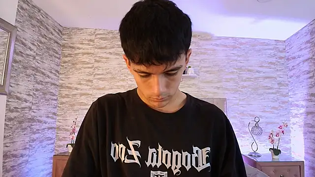 Snapshot of Axel_Draven chatting on June 2026 12:10:02 PM Axel Draven online show from June 2026 12:10:02 PM