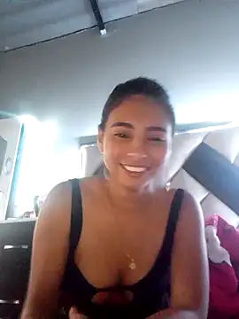Snapshot of NileveSantanna chatting on September 2025 09:10:01 PM NileveSantanna online show from September 2025 09:10:01 PM