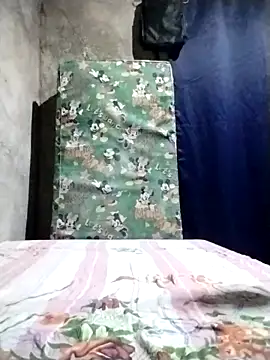 Snapshot of Ella_marie14 chatting on March 2026 05:58:01 AM Ella marie14 online show from March 2026 05:58:01 AM