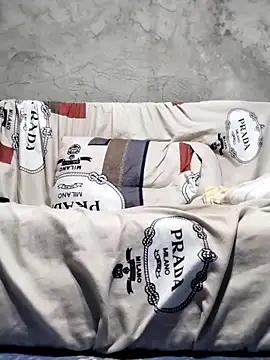 Snapshot of Ella_marie14 chatting on February 2026 06:22:01 AM Ella marie14 online show from February 2026 06:22:01 AM