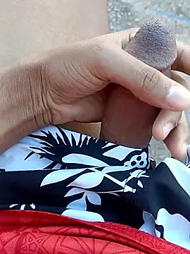 Snapshot of Mohamed234897 chatting on November 2025 03:37:01 PM Mohamed234897 online show from November 2025 03:37:01 PM