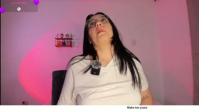 tellmemaddie online show from February 2026 11:05:02 PM