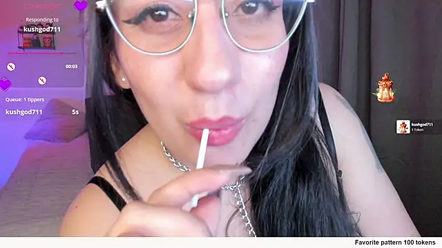 Snapshot of tellmemaddie chatting on March 2026 11:20:02 PM tellmemaddie online show from March 2026 11:20:02 PM