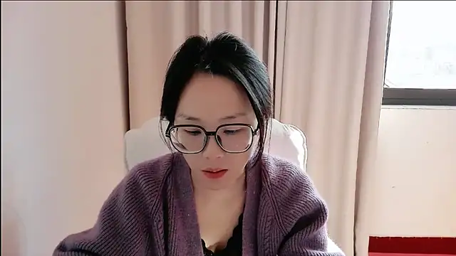 guai00 online show from November 2025 02:55:02 AM