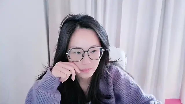 guai00 online show from November 2025 07:36:01 AM