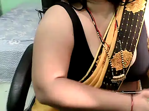 BABITA KUMARII online show from April 2026 04:55:02 PM