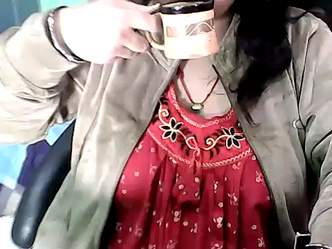 BABITA KUMARII online show from December 2025 04:42:01 PM