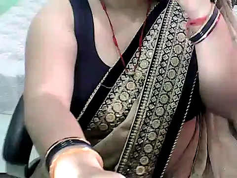 Snapshot of BABITA_KUMARII chatting on May 2026 05:17:02 PM BABITA KUMARII online show from May 2026 05:17:02 PM