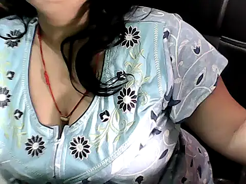 BABITA KUMARII online show from April 2026 04:59:01 PM