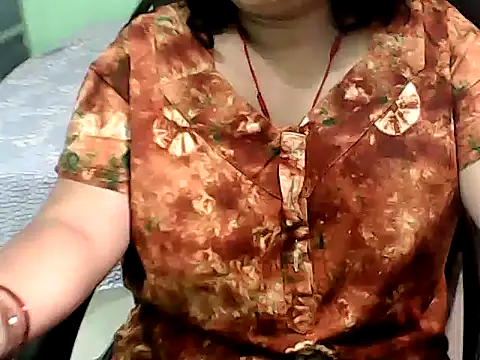 BABITA KUMARII online show from April 2026 05:05:02 PM