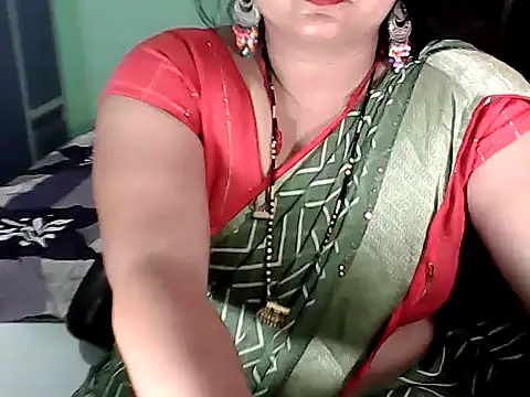 Snapshot of BABITA_KUMARII chatting on October 2025 08:32:01 PM BABITA KUMARII online show from October 2025 08:32:01 PM