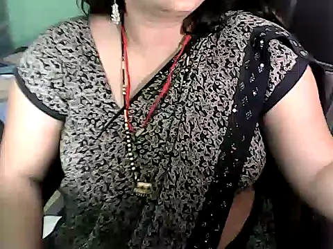 BABITA KUMARII online show from November 2025 04:56:02 PM