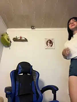 Snapshot of came_lia1 chatting on June 2026 06:41:01 AM came lia1 online show from June 2026 06:41:01 AM