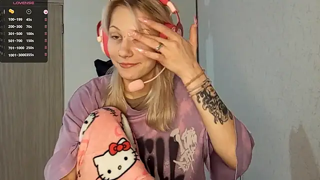 KandaceMassanelli online show from October 2025 09:33:01 AM