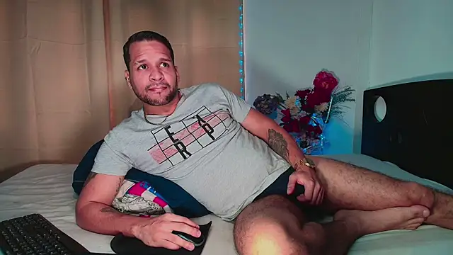 LucasGaeel online show from January 2026 03:07:02 PM