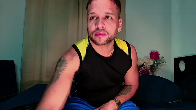 LucasGaeel online show from January 2026 01:53:02 AM