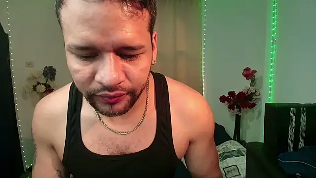 LucasGaeel online show from April 2026 01:59:01 PM