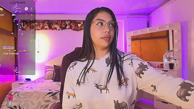 kloe28 online show from January 2026 04:19:02 AM