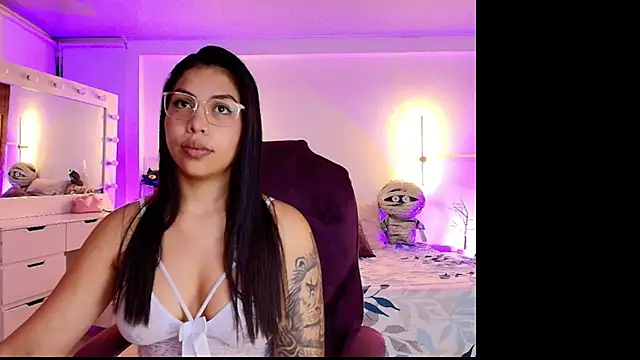 kloe28 online show from October 2025 04:11:01 AM