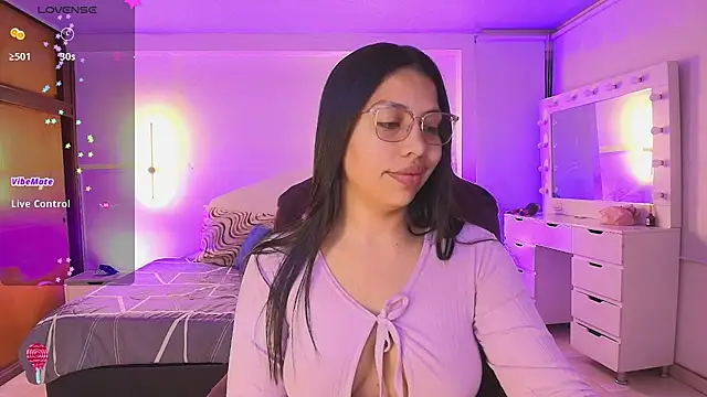 kloe28 online show from February 2026 03:39:01 AM