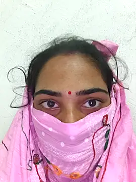 Snapshot of Cuty_nensi chatting on October 2025 08:04:02 AM Cuty nensi online show from October 2025 08:04:02 AM