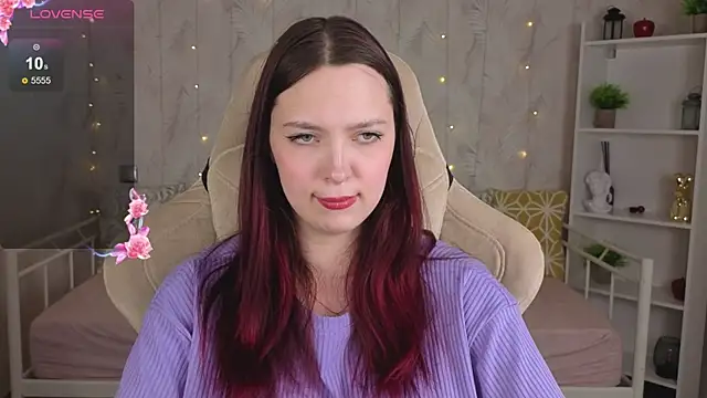 Monica  Queen online show from May 2026 10:36:01 AM