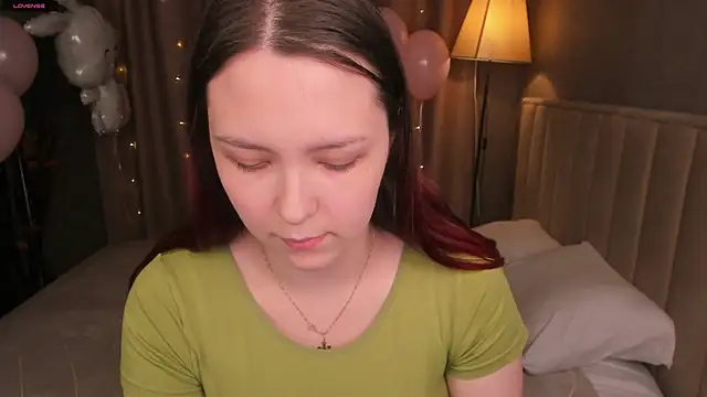 Monica  Queen online show from April 2026 05:30:01 AM