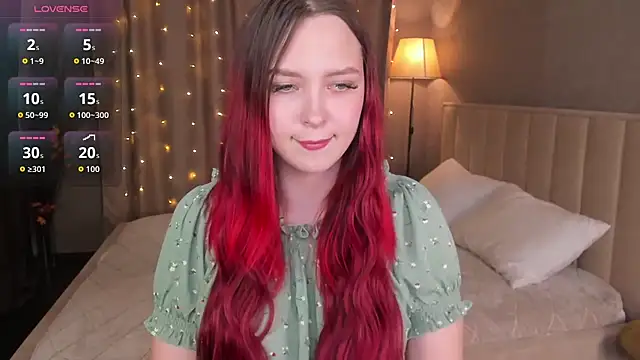 Monica  Queen online show from October 2025 05:31:02 AM