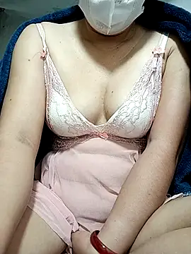 JinjinLy online show from October 2025 03:28:01 AM