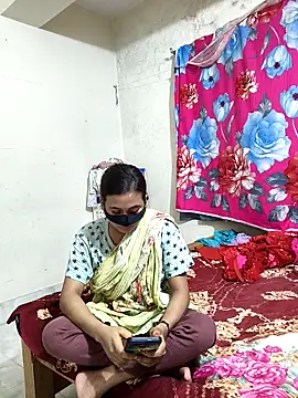 Snapshot of Love_Queen11 chatting on October 2025 04:41:02 PM Love Queen11 online show from October 2025 04:41:02 PM