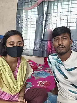 Snapshot of Love_Queen11 chatting on November 2025 08:52:02 AM Love Queen11 online show from November 2025 08:52:02 AM