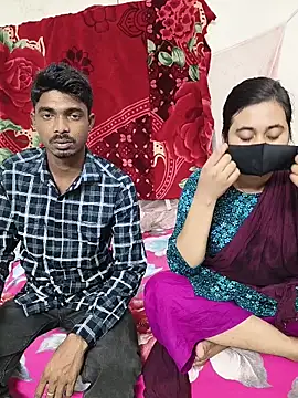 Love Queen11 online show from March 2026 04:23:02 PM