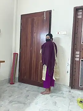 Love Queen11 online show from April 2026 09:21:02 AM