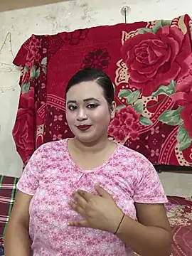 Snapshot of Love_Queen11 chatting on June 2026 04:13:01 PM Love Queen11 online show from June 2026 04:13:01 PM