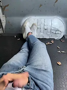 Italianofirenze online show from March 2026 04:07:01 PM