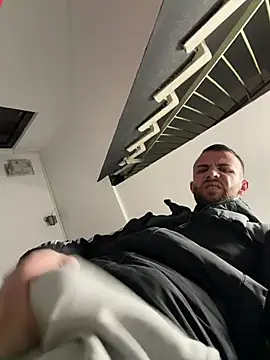 sexyman1936 online show from February 2026 08:06:01 PM