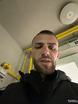 sexyman1936 online show from November 2025 07:03:02 PM