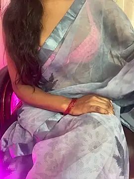 Snapshot of sweet-ananya23 chatting on September 2025 04:29:02 AM sweet-ananya23 online show from September 2025 04:29:02 AM