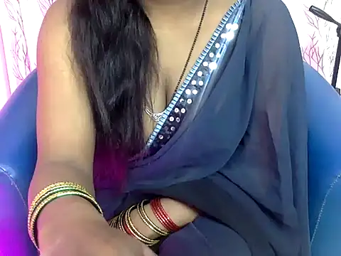 Snapshot of sweet-ananya23 chatting on September 2025 07:14:01 AM sweet-ananya23 online show from September 2025 07:14:01 AM