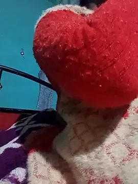 Snapshot of Hot_rieal6 chatting on February 2026 03:31:02 PM Hot rieal6 online show from February 2026 03:31:02 PM