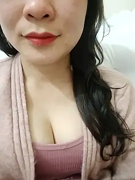 Girl Shy2000 online show from January 2026 02:01:01 PM