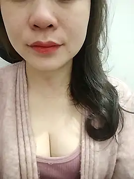 Girl Shy2000 online show from February 2026 12:31:01 AM